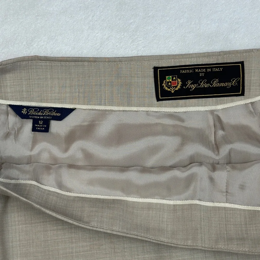 Brooks Brothers Loro Piana Wool Silk Pencil Skirt Beige Tan Size 12 Italy Fabric